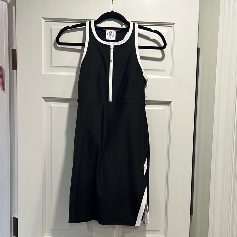 Black and White Sleeveless Dress